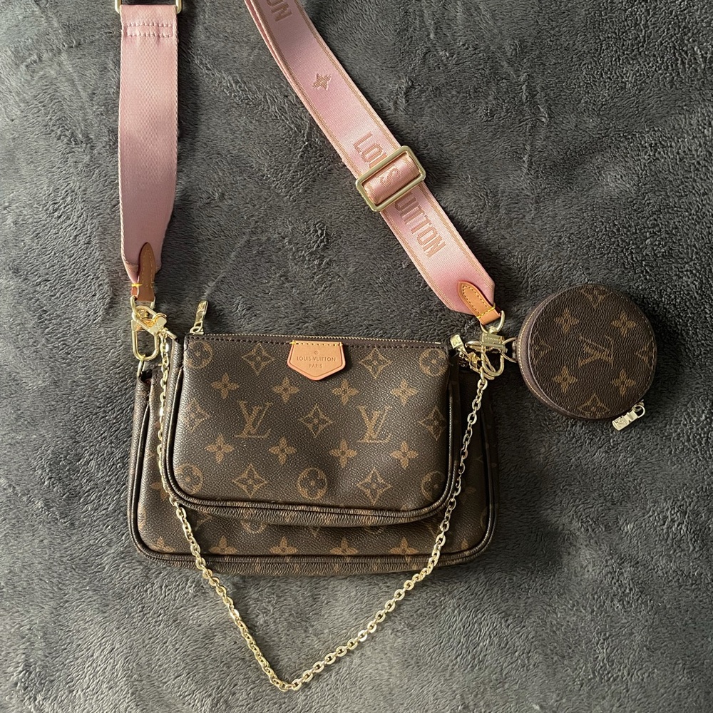 Mini pouchette cross body from Maddox shop